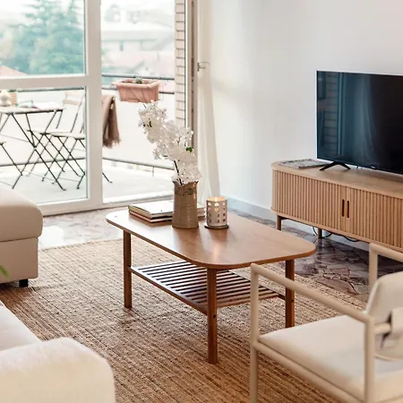 Ruan Downtown - By Myhomeincomo Appartement *