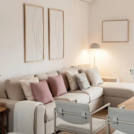 Ruan Downtown - By Myhomeincomo Appartement *